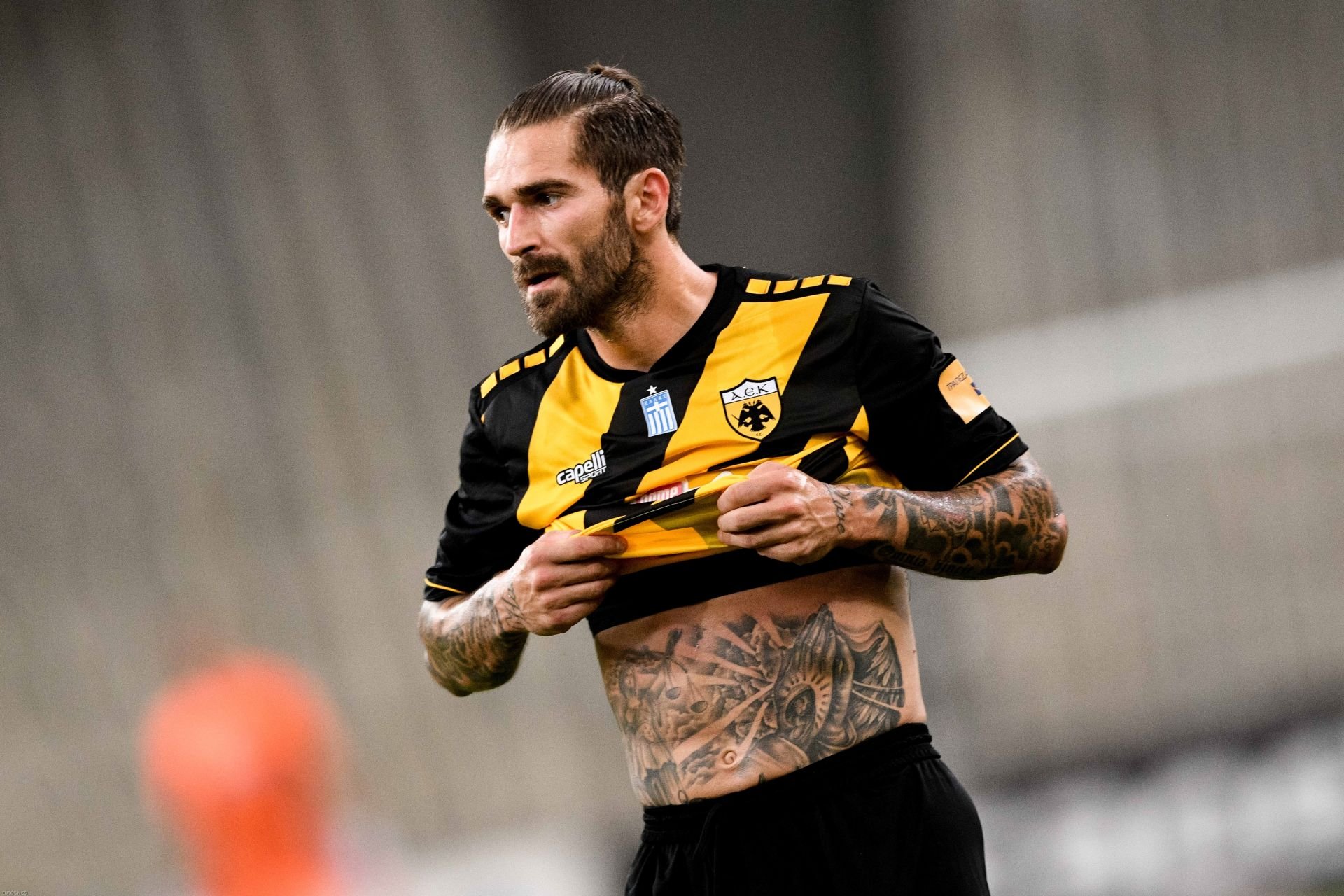 AEK will not contest expired booklets in game with PAOK | Neos Kosmos 