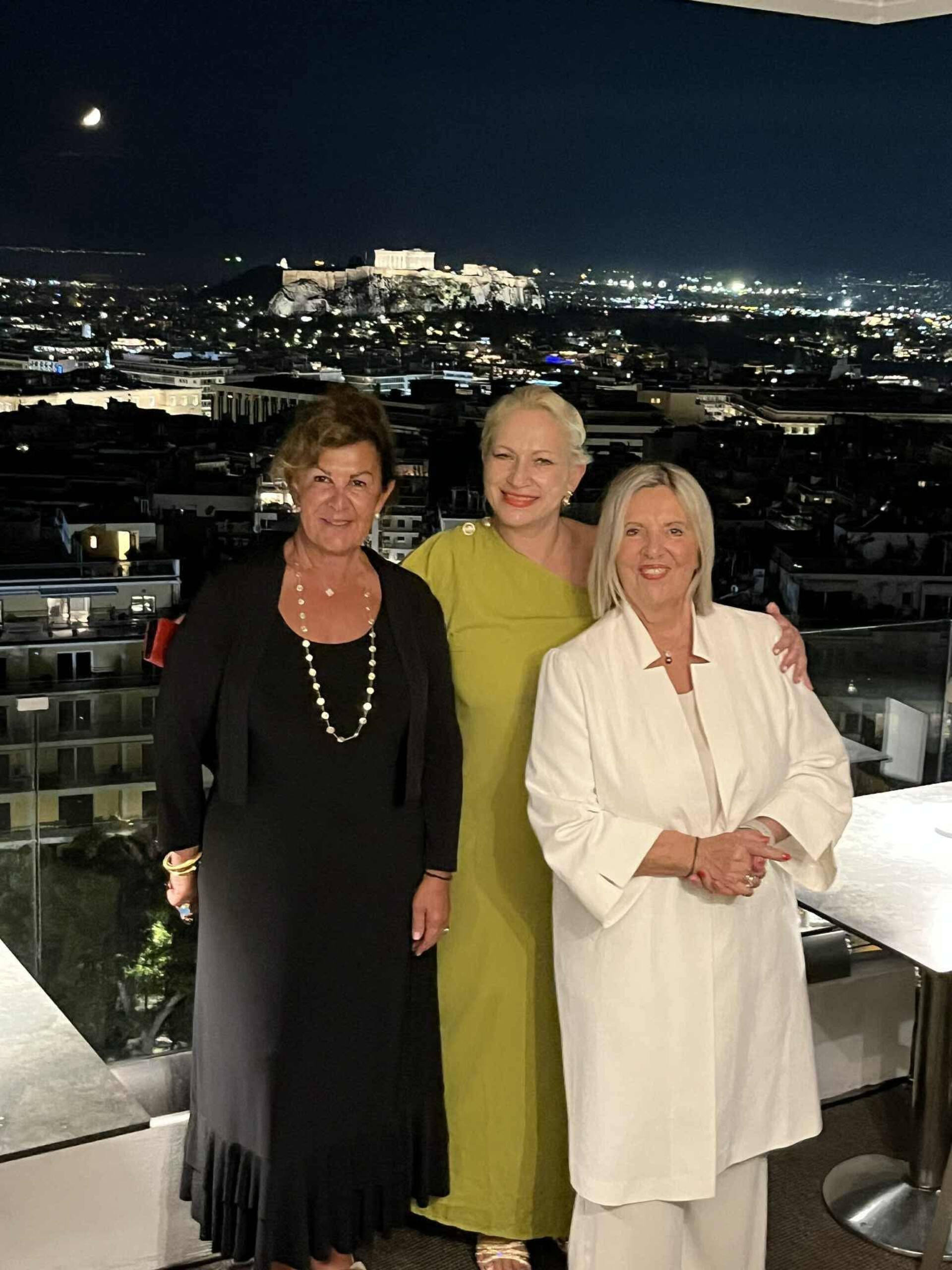 Greek women of the world unite to demand the return of the Parthenon Sculptures
